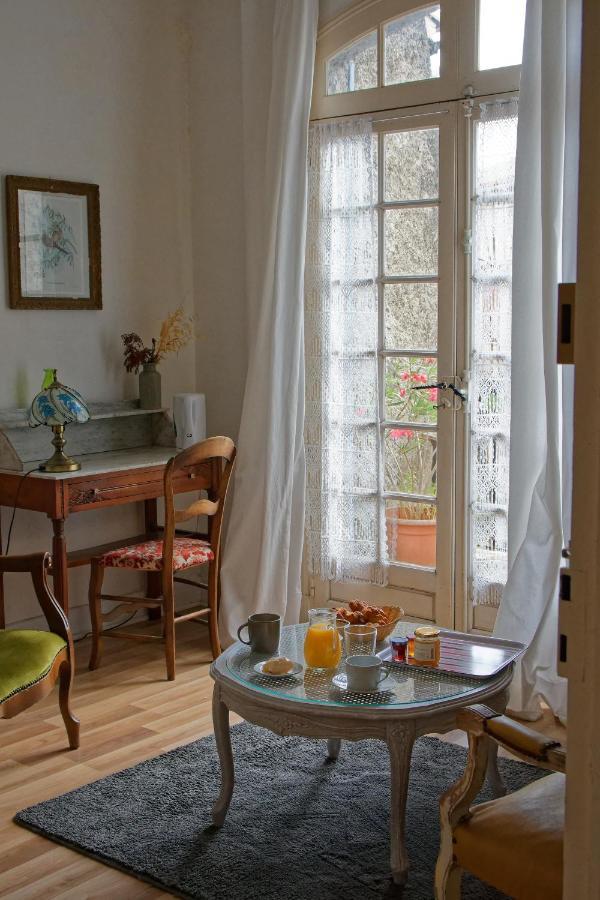 Maison Rives - Village Du Livre De Montolieu Eksteriør bilde