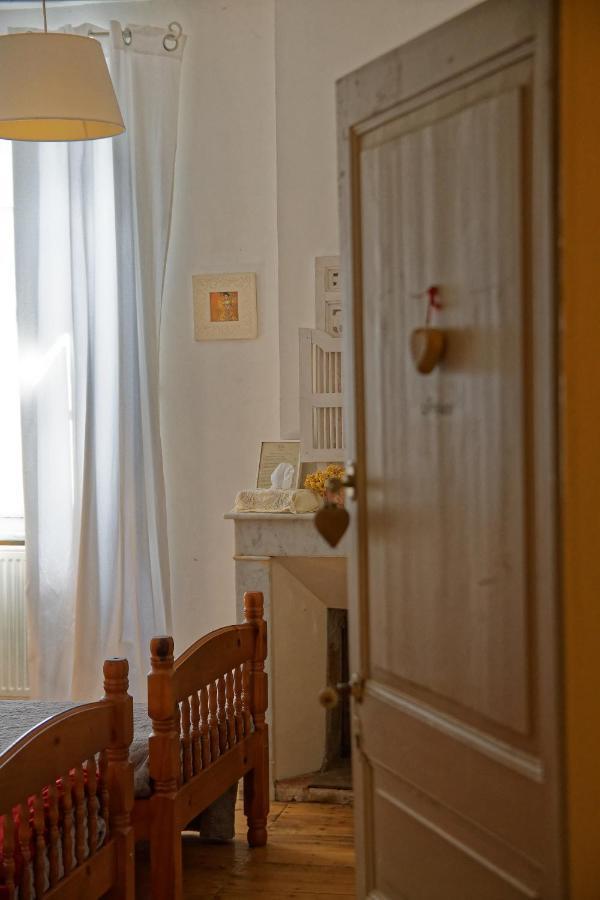 Maison Rives - Village Du Livre De Montolieu Eksteriør bilde